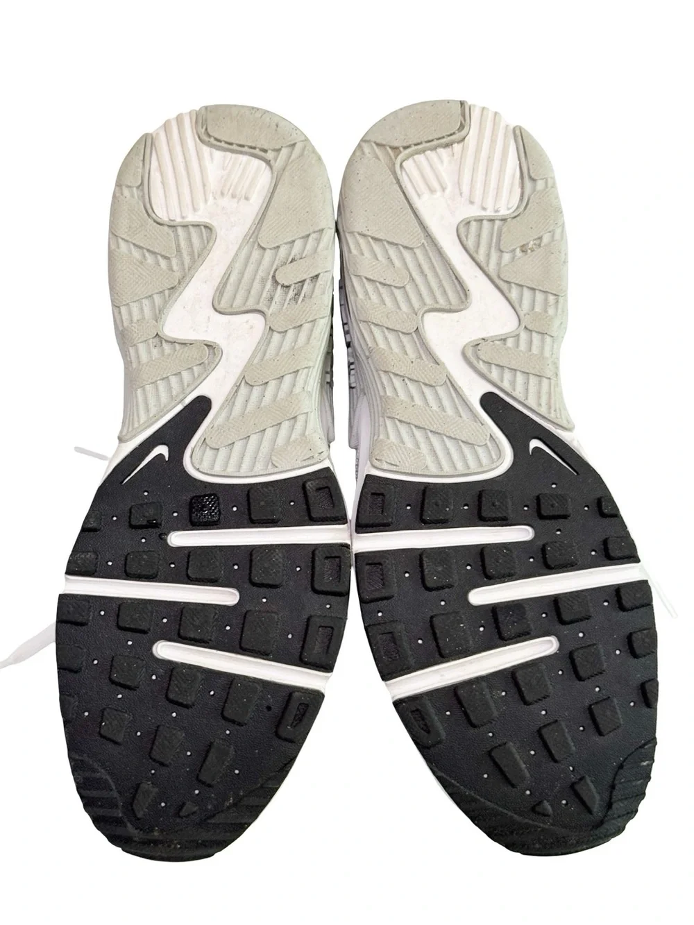 Nike Air Max Excee Sneaker White Black 8.5